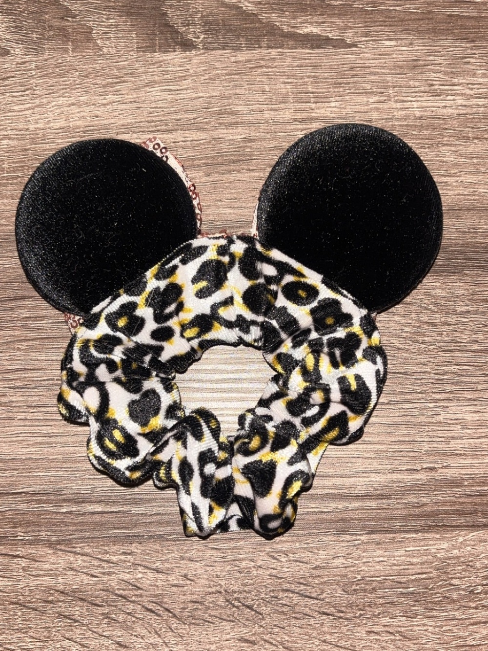Disney Sequin Bow Mouse Ear Scrunchie Set of Two - Picture 5 of 5